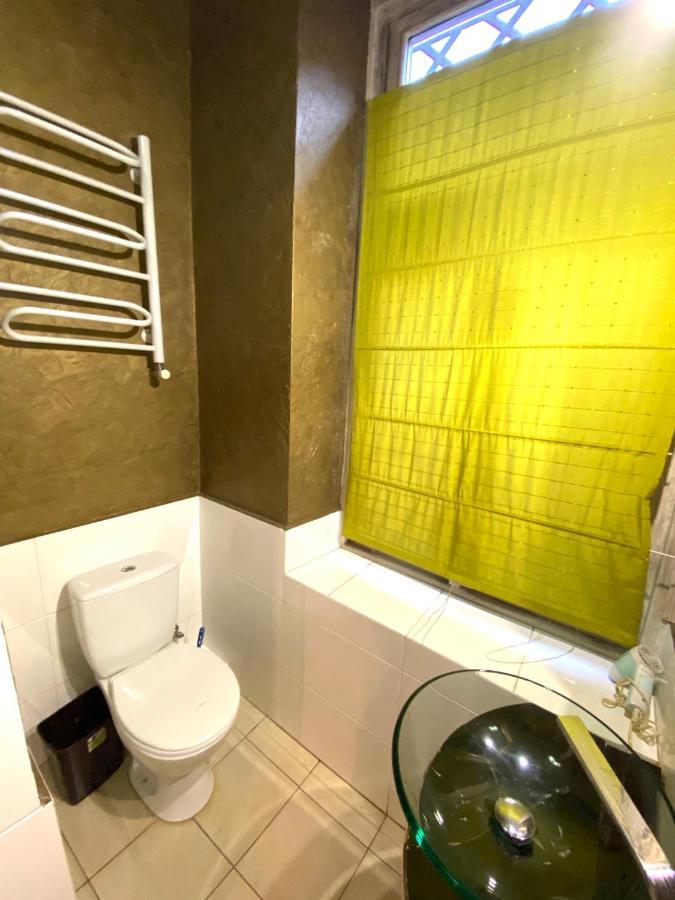 Квартира В Центрі На Вулиці Валова 21 リヴィウ エクステリア 写真